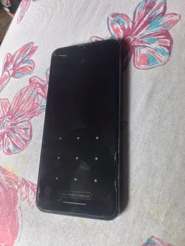 Vendo um celular moto 9 play , quem quiser pode chamar no PV , faço a entrega