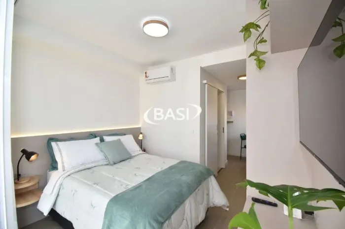 APARTAMENTO MOBILIADO 1 QUARTO À VENDA NO CENTRO DE CURITIBA