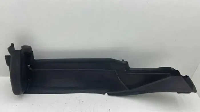 Acabamento Esquerdo Painel Frontal Audi Q3 2015