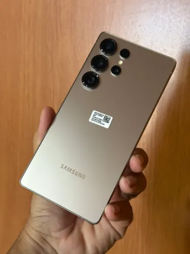 SAMSUNG S25 ULTRA COMPLETO SEM MARCAS, ACEITO TROCAS