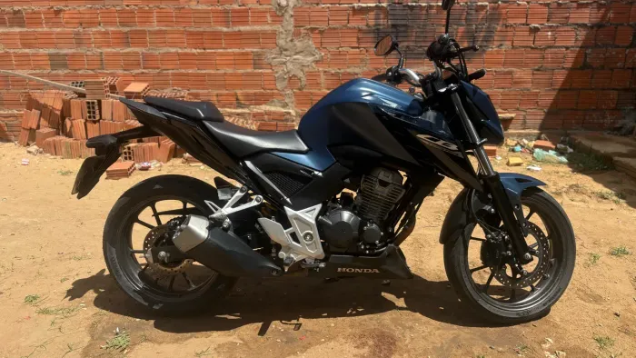 Honda CB 300F Twister ABS 2025 - 12.797 km