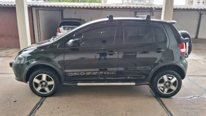 Volkswagen Crossfox 1.6 MI Total Flex 8V 5P 2010