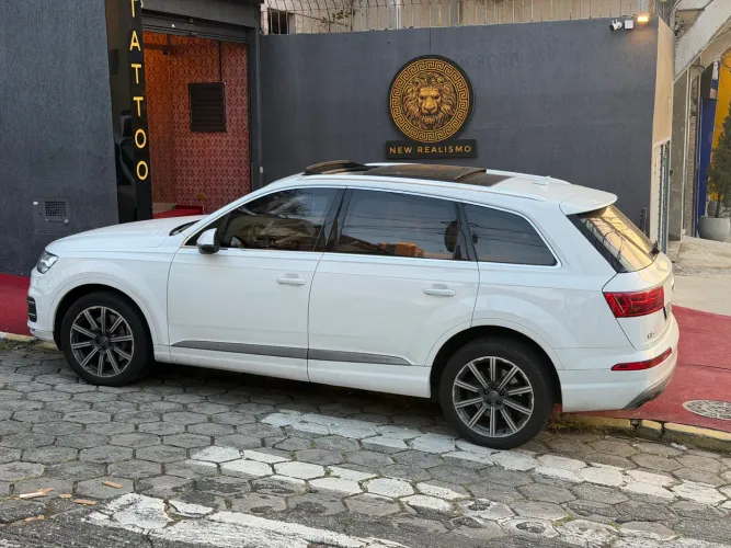 Audi Q7 3.0 V6 TFSI 333cv Quattro Tip. 5P 2016