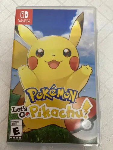 Pokemon Lets Go Pikachu - Nintendo Switch