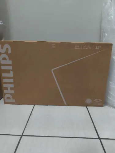 Tv smart Philips 32 polegadas Nova lacrada