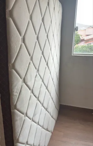 Vendo cama Box casal