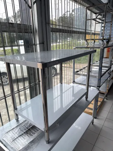 Bancada total inox com prateleira 