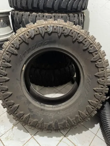 5 Pneus Atturo Seminovos 37x13,50 R18 LT 128Q M+S
