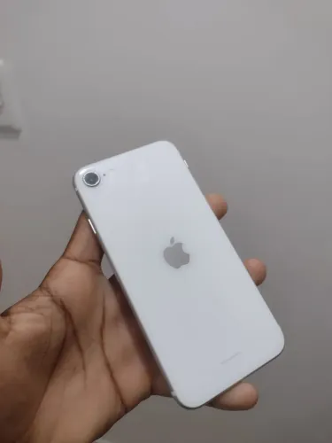 VENDE-SE IPHONE SE 2 GERAÇÃO (2020)