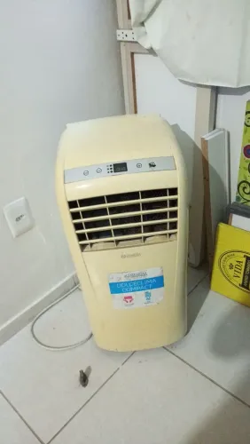 Vendo ar condicionado portátil/110 volts ,no precinho!!!