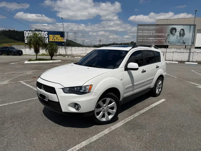 Mitsubishi Outlander 2.0 16V 160cv Aut. 2012