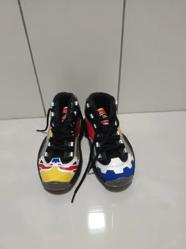 Tênis Power Rangers Reebok tamanho 35