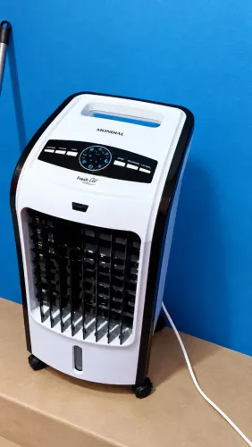Vendo climatizador semi novo