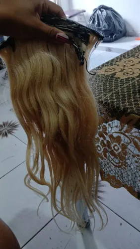 Vendo cabelo loiro 60/65 brasileiro 200g