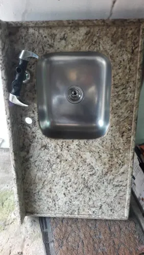 Pia Granito 150