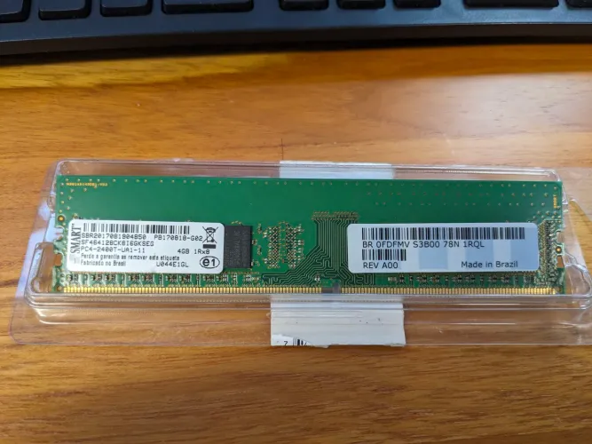 Memória RAM 4gb DDR4 2400T
