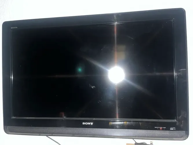 TV Sony Bravia 40 polegadas funcionando perfeitamente