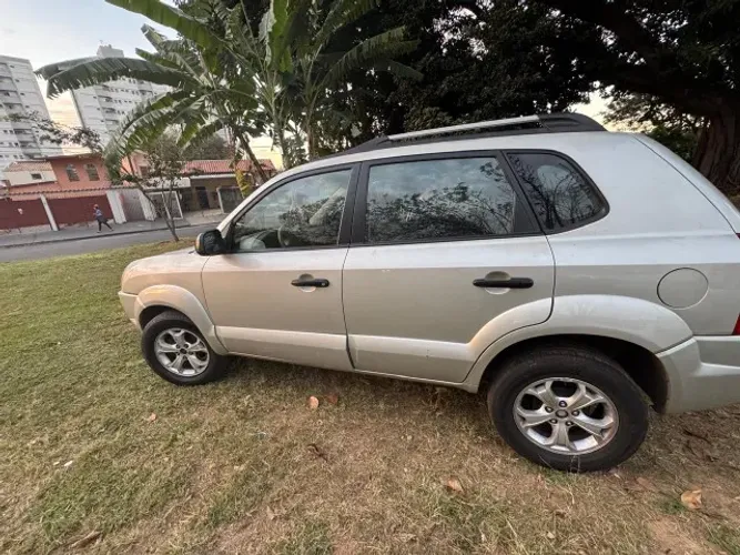 Hyundai Tucson 2.0 16V Mec. 2012