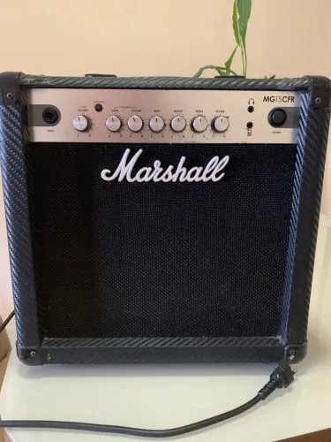 AMPLIFICADOR TRANSISTOR MARSHALL MG15CFR SEMINOVO