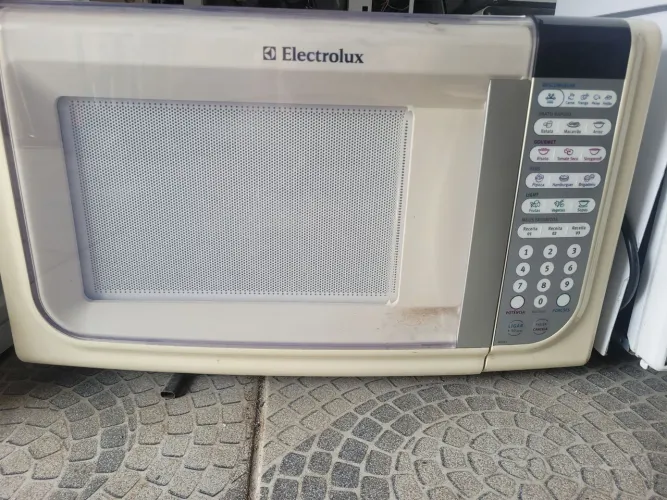 Microondas Eletrolux 32 litros