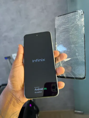 Troca de vidro celular $139,90.