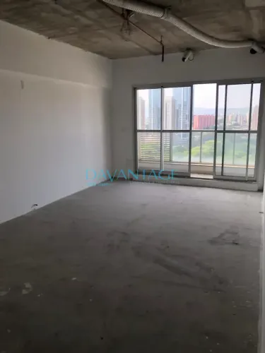 Conjunto comercial à venda e para locação, no contra piso, bem localizado na Várzea da Bar