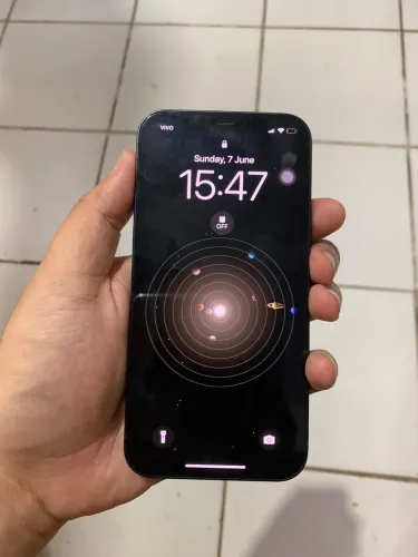 iPhone 12