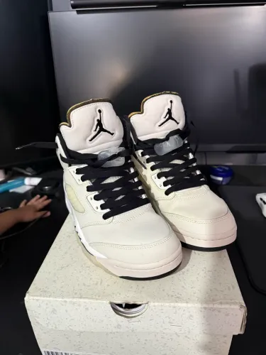 Air Jordan 5 Sail