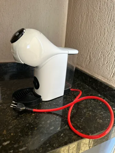 Cafeteira Nescafé Dolce Gusto