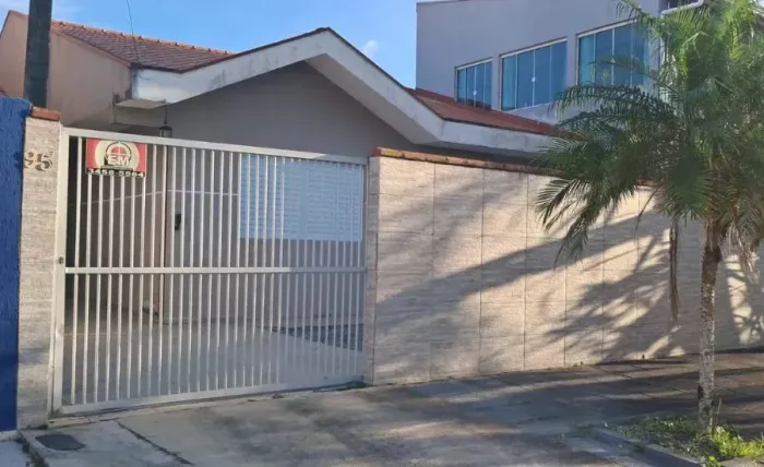 Casa Mobilhada com Piscina, 2 quartos em Praia Grande - Matinhos - PR