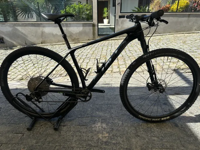 Bike Cannondale - LEFT OCHO - Carbono