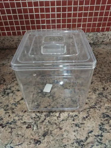 Pote aclilico 5lt, ótimo estado 