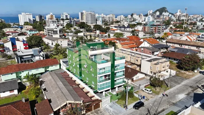 Apartamento 02 suítes e 02 vagas de garagem em Caiobá Matinhos.
