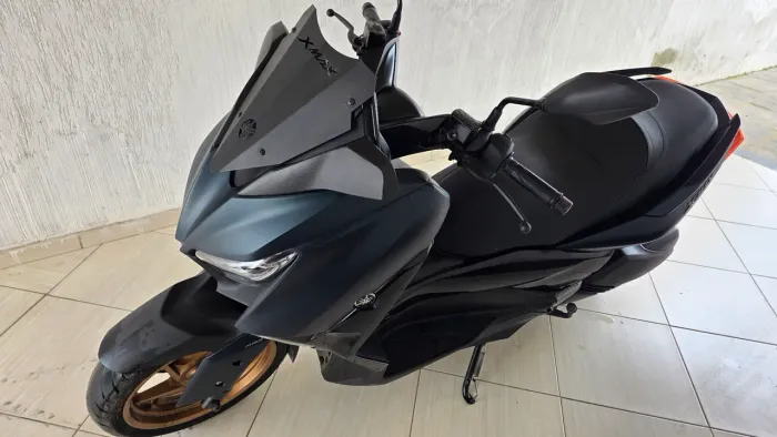 Vendo essa moto para pessoas exigentes!!