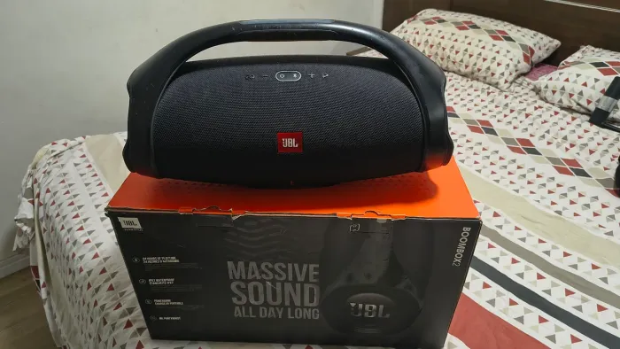 JBL Boombox 2