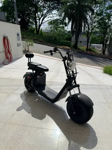 Scooter elétrica 2000w - Preta