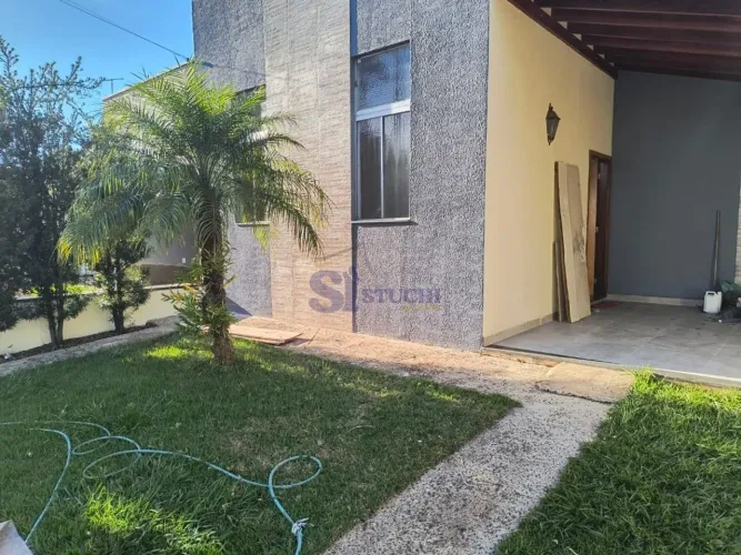 Casa em Condomínio para Alugar