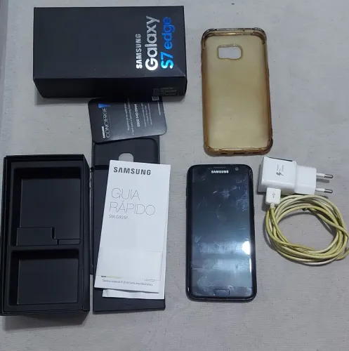 S7 edge black piano