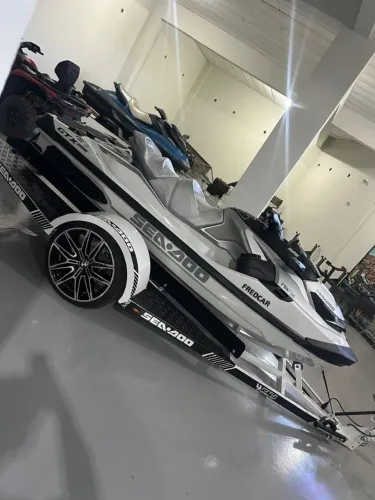 JETSKI 325