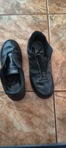 Tênis Nike Air force 1 .