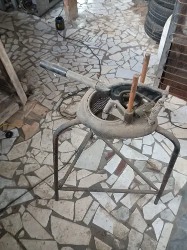 Amassador de baratas industrial