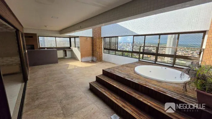 Cobertura com 3 dormitórios à venda, 183 m² por R$ 1.500.000,00 - Catolé - Campina Grande/