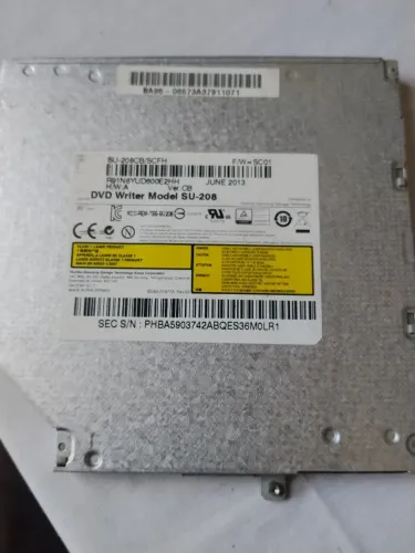 gravador e leitor interno de CD e DVD para notebook