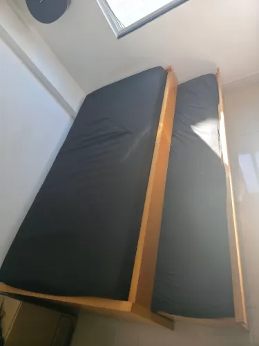 Cama solteiro com gaveta para outra cama, é de Madeira de qualidade, vai 1 colchão ortobom