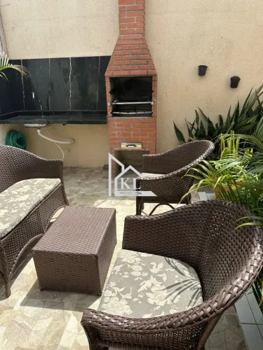 Belissima Casa - 3 Quartos -125m2- Ventilada - Ótima Localização - Pronta Para Morar