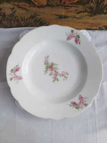 Prato grande de bolo/pudim em porcelana Real