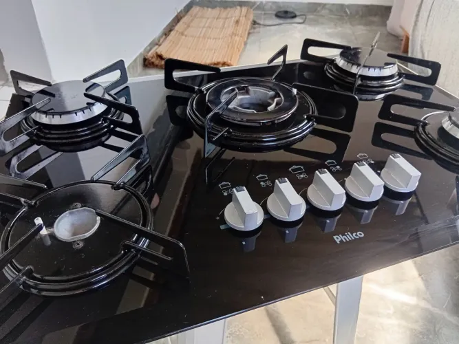 Cooktop philco 5 bocas, chama tripla, ótimo estado, pra sair logo 200$