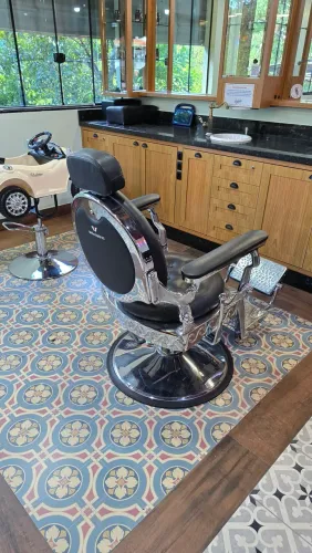 Alugo Espaço em Barbearia - Indaial (Para Barbeiro com Clientes)