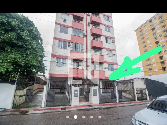 2500 + condomínio=3000mil