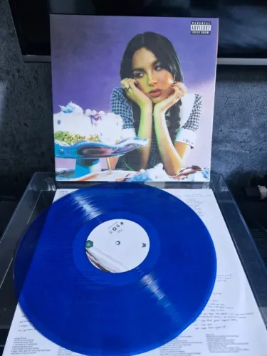 Disco de vinil Olivia Rodrigo - SOUR Exclusivo target